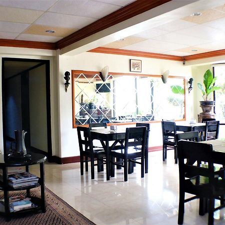 Zen Rooms Vest Grand Suites Bohol タグビララン エクステリア 写真