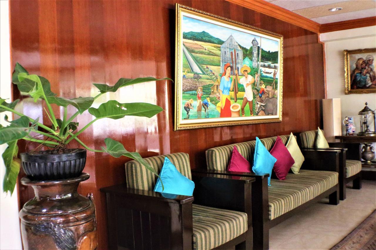 Zen Rooms Vest Grand Suites Bohol タグビララン エクステリア 写真